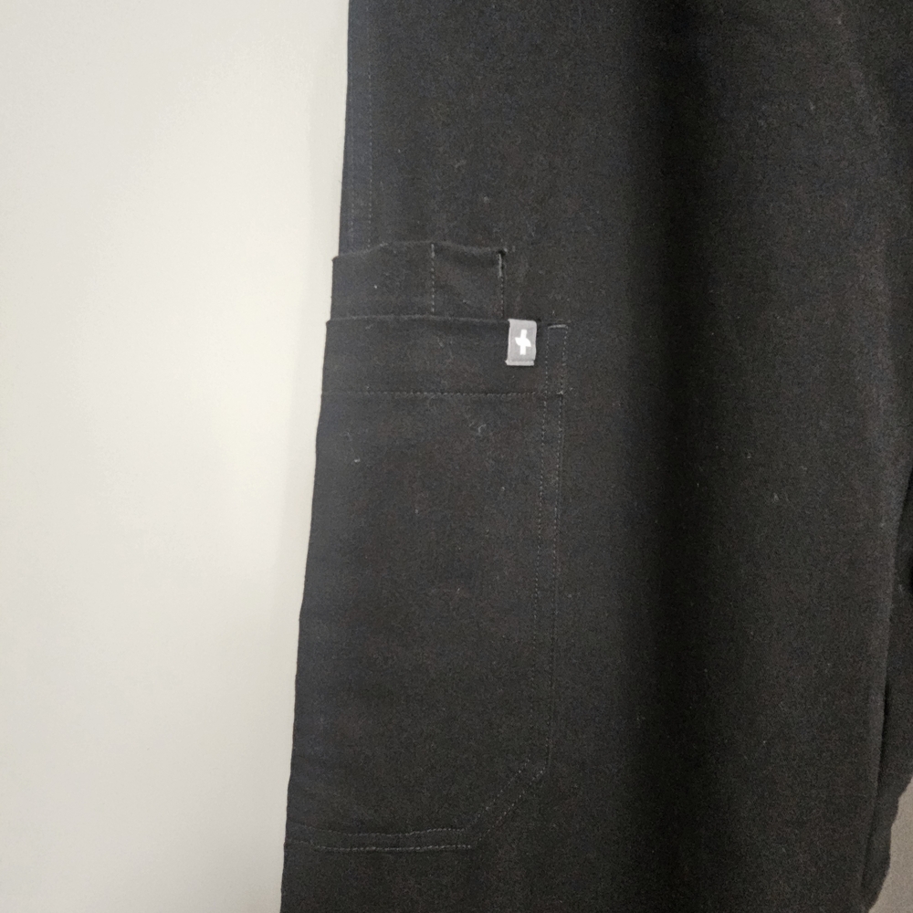 Kade Cargo Scrub Pants - Picture 5 of 16
